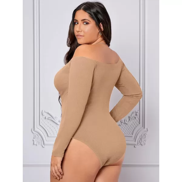 WDIRARA Women's Plus Size Off the Shoulder Long Sleeve Ruched Bodysuit Tops