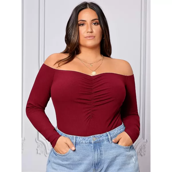 WDIRARA Women's Plus Size Off the Shoulder Long Sleeve Ruched Bodysuit Tops