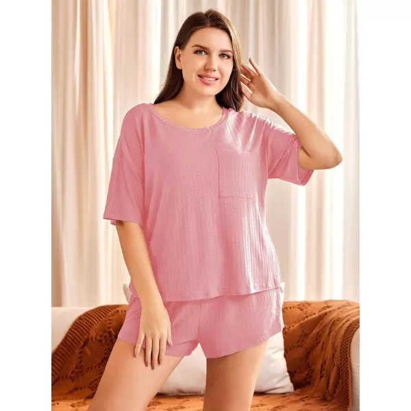 WDIRARA Women's Plus Size Ribbed Short Sleeve Top and Shorts Pajama Set Loungewear