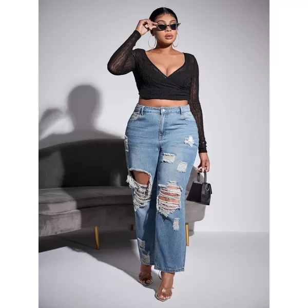 WDIRARA Women's Plus Size Ripped High Waist Cut Out Straight Leg Jeans Denim Pants