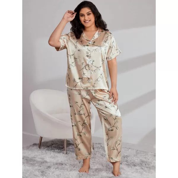 WDIRARA Women's Plus Size Satin Floral Short Sleeve Contrast Binding Button Up Pajamas Shorts Lounge Set