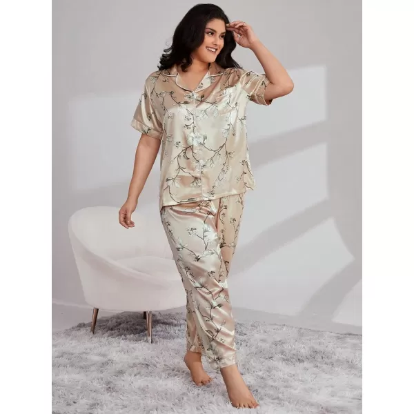 WDIRARA Women's Plus Size Satin Floral Short Sleeve Contrast Binding Button Up Pajamas Shorts Lounge Set