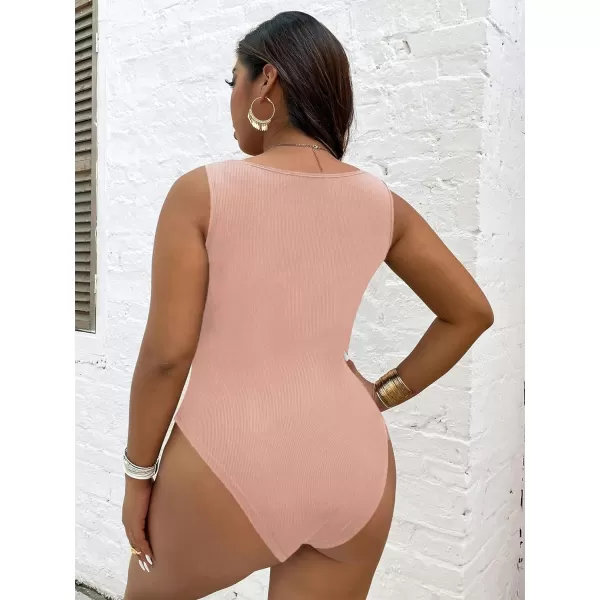 WDIRARA Women's Plus Size Scallop Trim Scoop Neck Sleeveless Tank Bodysuit