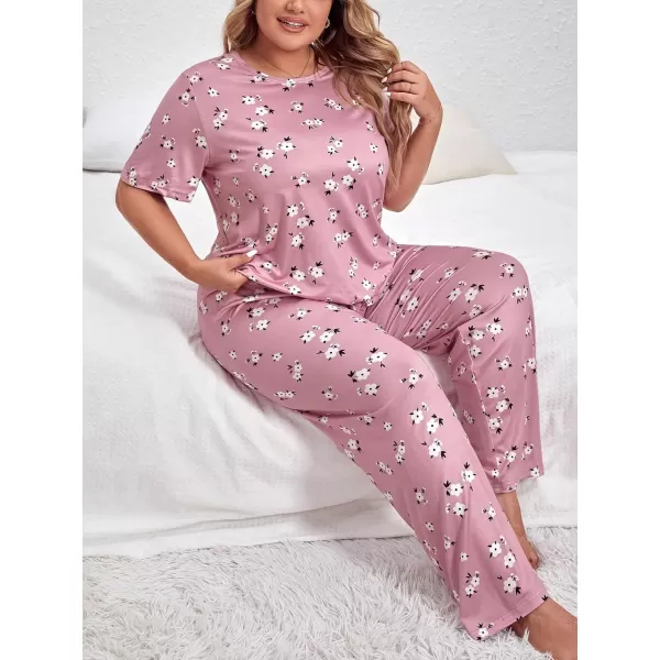 WDIRARA Women's Plus Size Short Sleeve Top And Pants Cute Pajama Lounge Set With Eyemask