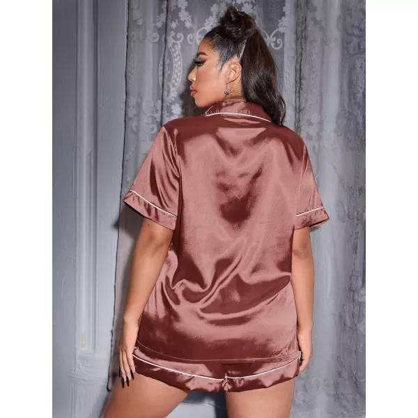WDIRARA Women's Plus Sleepwear Satin Short Sleeve Shirt and Shorts Pajama Set