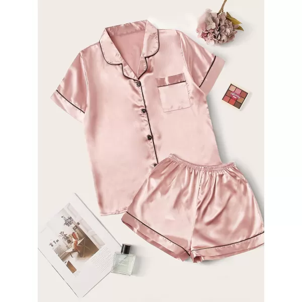 WDIRARA Women's Plus Sleepwear Satin Short Sleeve Shirt and Shorts Pajama Set