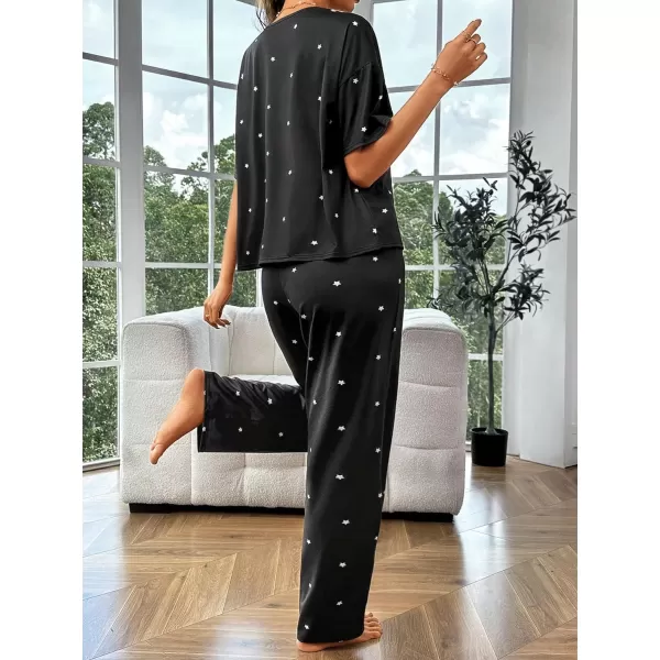 WDIRARA Women's Sleepwear 2 Piece Pajamas Heart Print Short Sleeve Tee and Pants Lounge Set