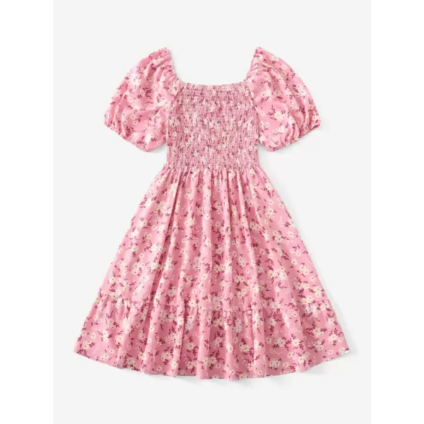 WDIRARA Women's Square Neck Flounce Short Sleeve Shirred Ruffle Hem Dress