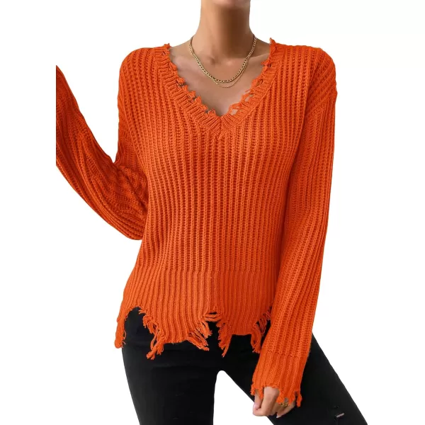 WDIRARA Women's Two Tone V Neck Ripped Sweater Long Sleeve Colorblock Knit Tops