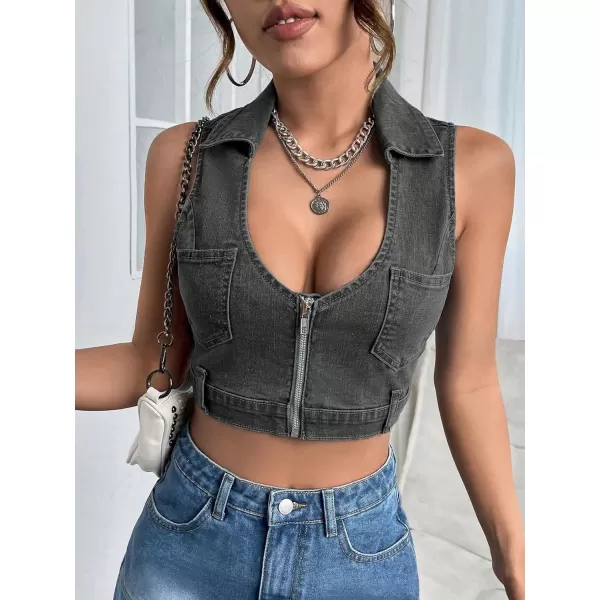 WDIRARA Women's Zipper Up Collared Scoop Neck Sleeveless Patched Pockets Denim Tank Top
