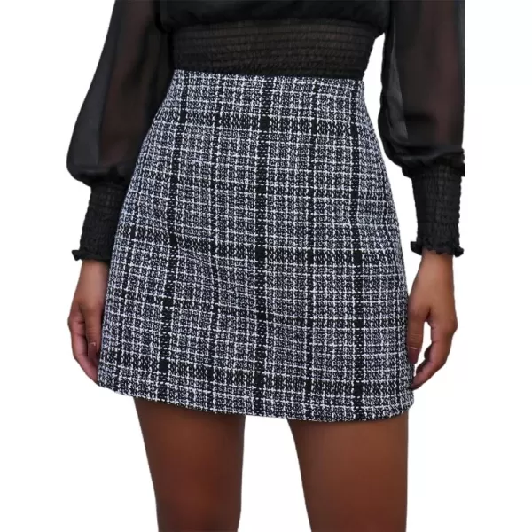 WDIRARA Women's Mid Waist Above Knee Casual Plaid Mini Skirt