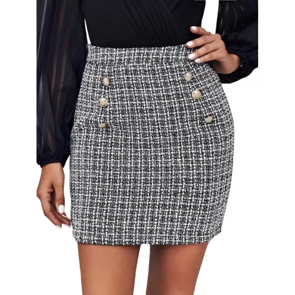 WDIRARA Women's Mid Waist Above Knee Casual Plaid Mini Skirt