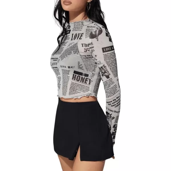 WDIRARA Women's Newspaper Print Tee Long Sleeve Round Neck Letter Print Slim Top