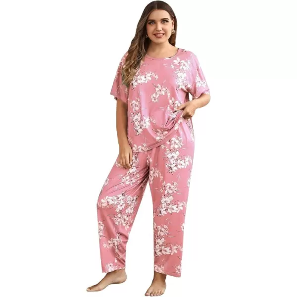 WDIRARA Women's Plus Size 2 Piece Sleepwear Floral Short Sleeve Top and Pants Pajama Set