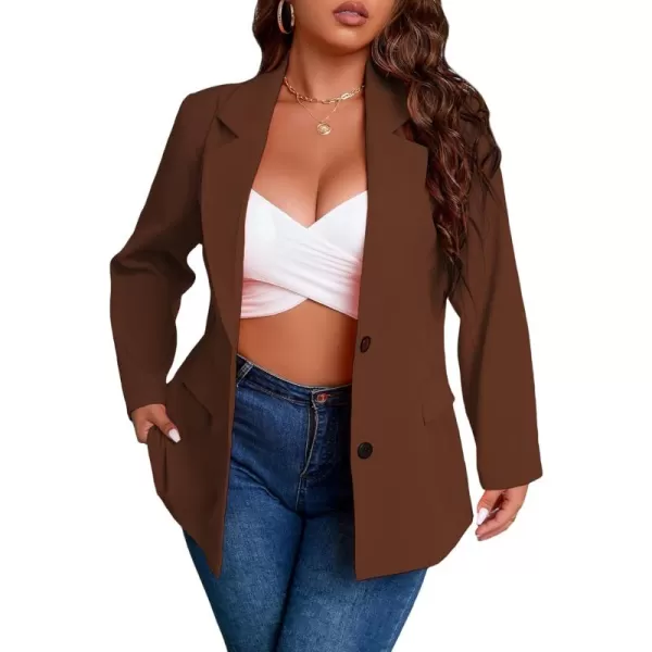 WDIRARA Women's Plus Size Elegant Single Breasted Lapel Collar Solid Casual Work Blazer