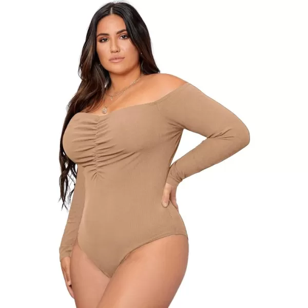 WDIRARA Women's Plus Size Off the Shoulder Long Sleeve Ruched Bodysuit Tops