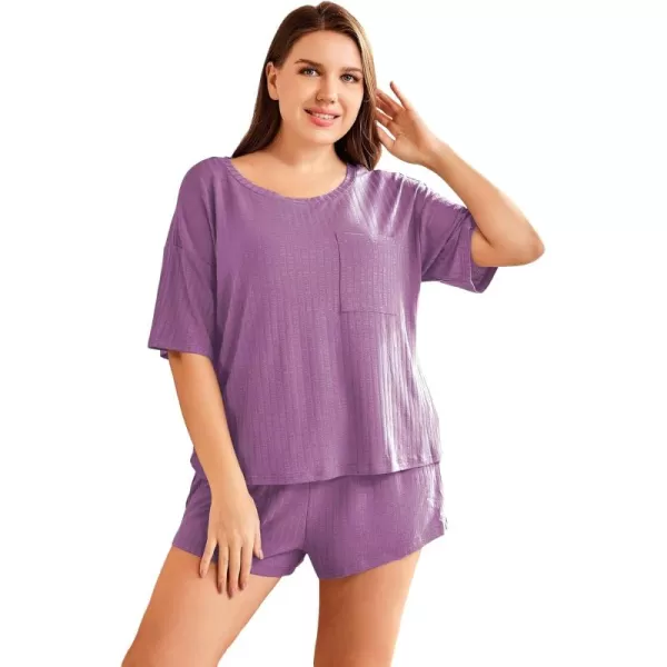 WDIRARA Women's Plus Size Ribbed Short Sleeve Top and Shorts Pajama Set Loungewear