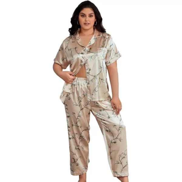 WDIRARA Women's Plus Size Satin Floral Short Sleeve Contrast Binding Button Up Pajamas Shorts Lounge Set