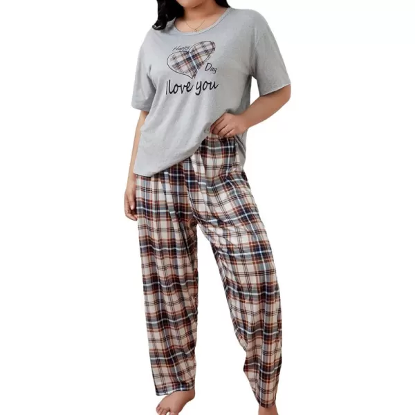 WDIRARA Women's Plus Size Short Sleeve Top And Pants Cute Pajama Lounge Set With Eyemask