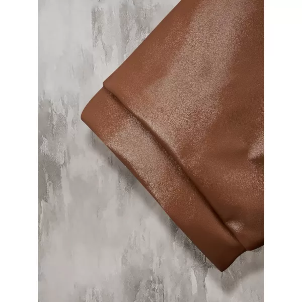 WDIRARA Men's Pu Leather Flap Pocket Short Sleeve Button Up Shirt Party Collar Top