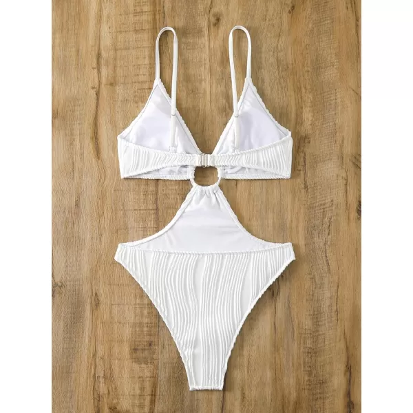 WDIRARA Women's Textured Cut Out One Piece Swimsuit Ring Linked Ruched Bathing Suit