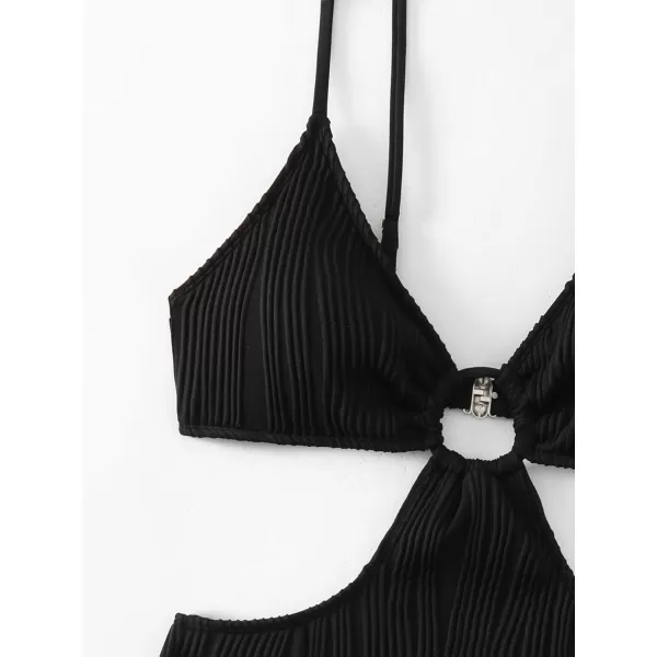 WDIRARA Women's Textured Cut Out One Piece Swimsuit Ring Linked Ruched Bathing Suit