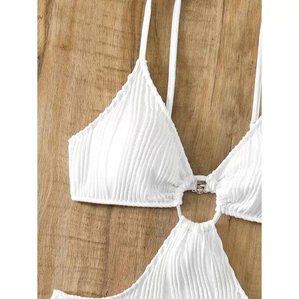WDIRARA Women's Textured Cut Out One Piece Swimsuit Ring Linked Ruched Bathing Suit