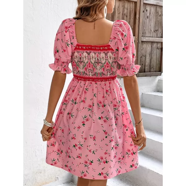 WDIRARA Women's Square Neck Flounce Short Sleeve Shirred Ruffle Hem Dress