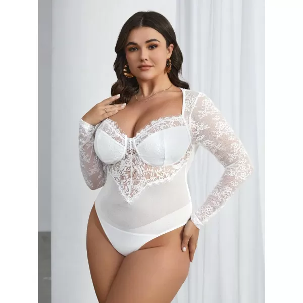 WDIRARA Women's Plus Size Floral Lace Sweetheart Neck Sheer Mesh Long Sleeve Party Bodysuit