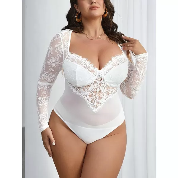 WDIRARA Women's Plus Size Floral Lace Sweetheart Neck Sheer Mesh Long Sleeve Party Bodysuit